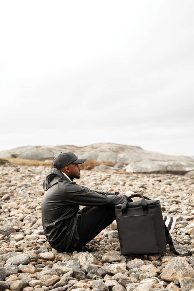 VINGA Baltimore AWARE™ gerecycled PET cap