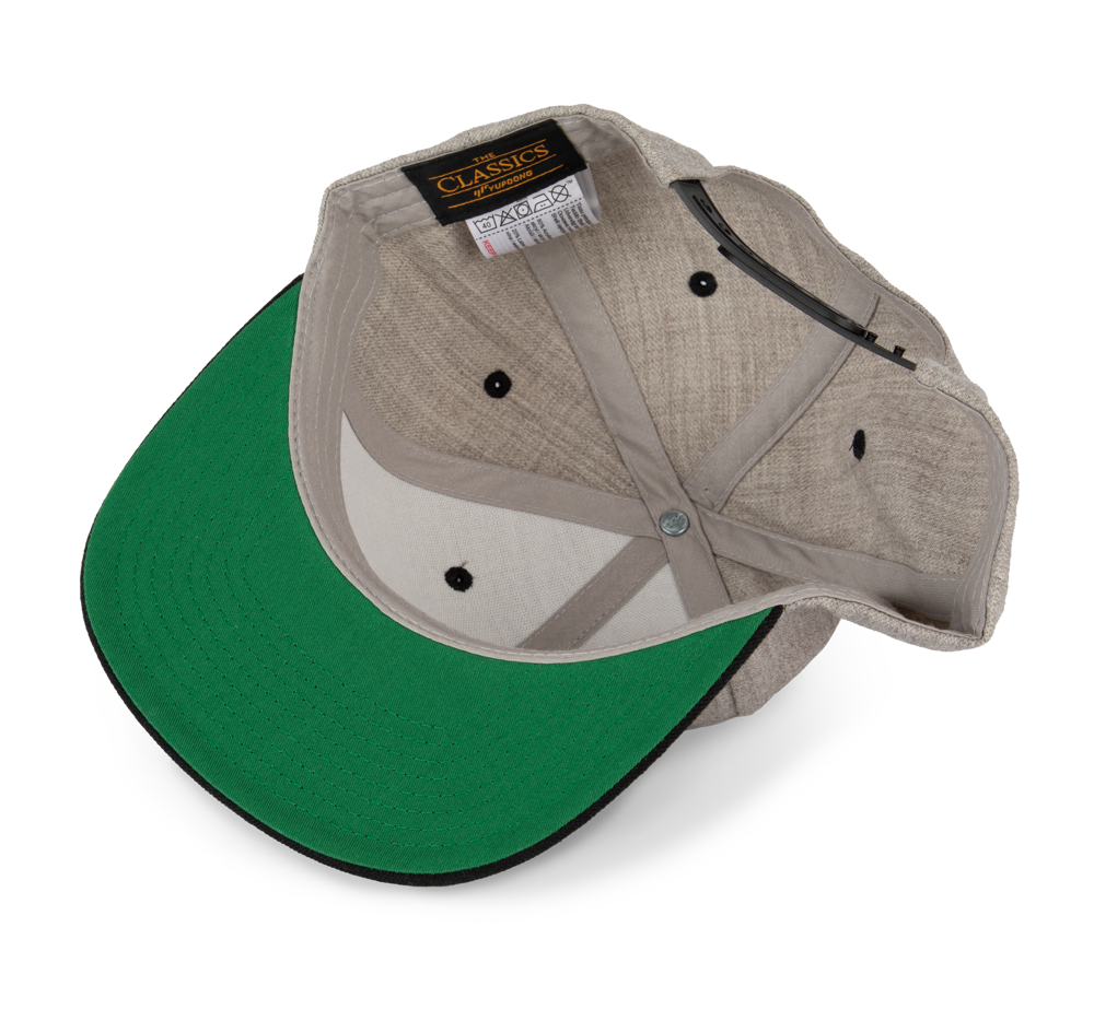 KP910 - Flexfit pet met platte zonneklep - 6 panelen - Heather Grey / Black