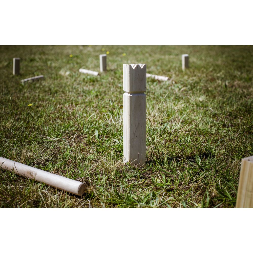 Kingdom Kubb Outdoor Game spel