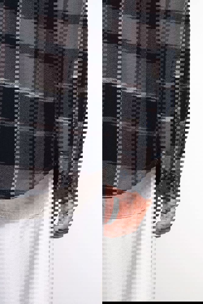 K579 - Geruit overshirt met sherpavoering