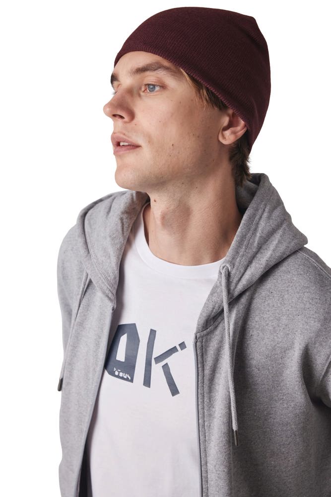 KP956 - Fijn gebreide muts