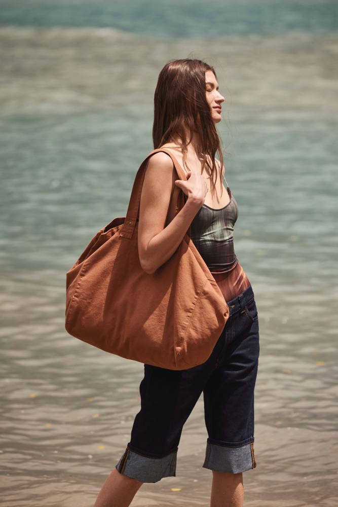 KI3208 - Shopper van verwassen katoen