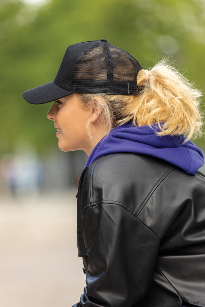 Impact AWARE™ 5 panel recycled katoenen truckercap