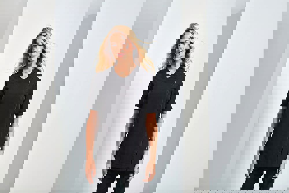 PR686 - 'Camellia' Beauty & Spa Tuniek